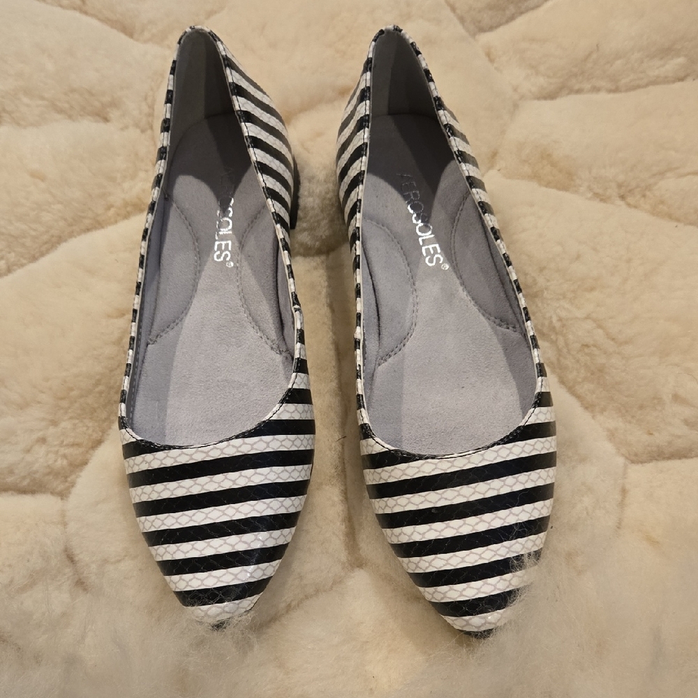 AEROSOLES Striped Black and White Flats